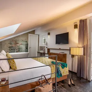 3* Otel Navona Essence