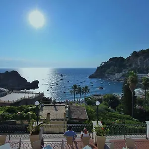 https://baia-azzurra.sicilyhotelsitaly.net